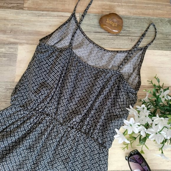 BLACK STRAP DRESS / BRAND OLD NAVY (SIZE XS) - Picture 9 of 15